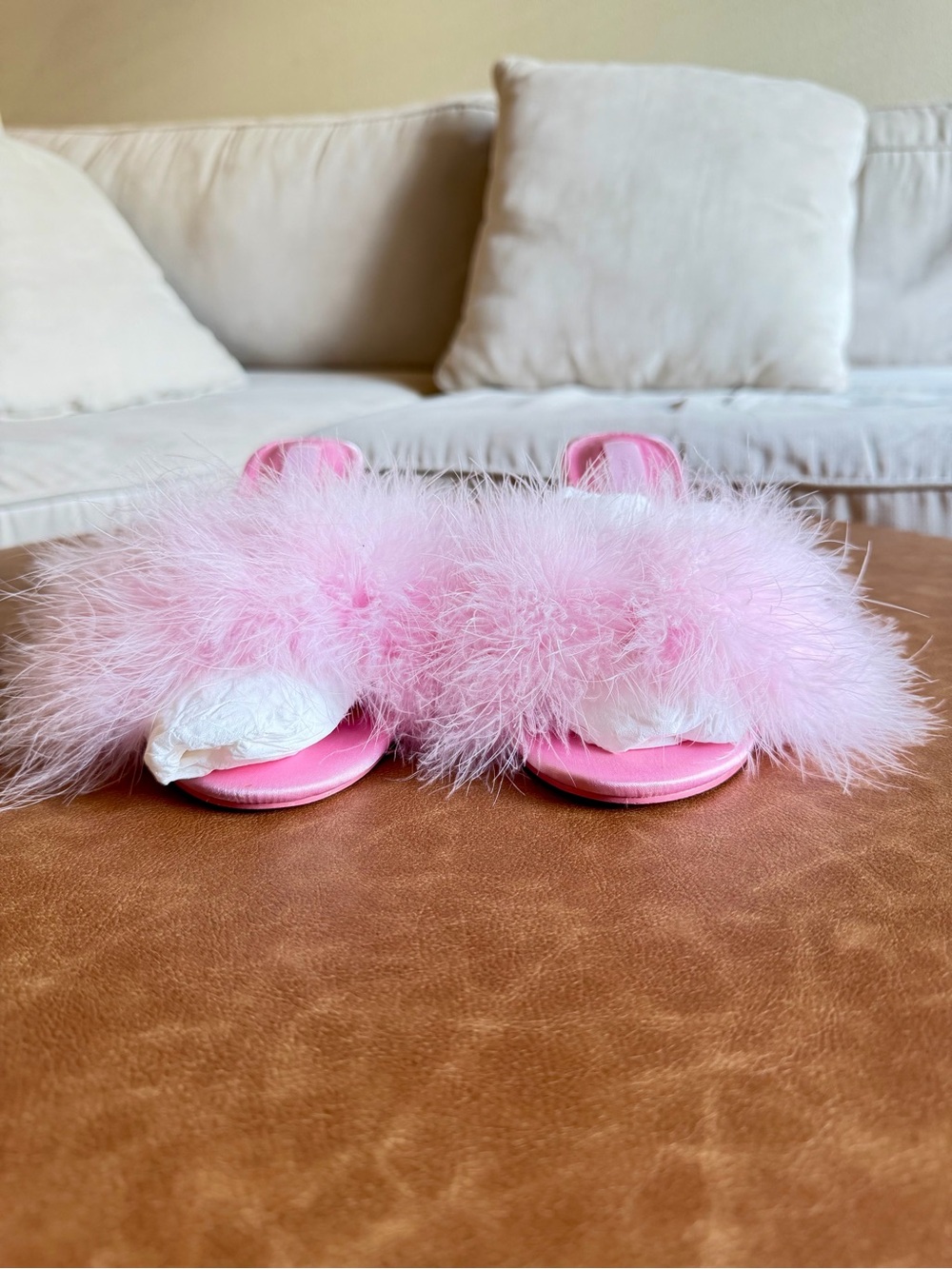 SKIMS Feather Kitten Heel Cherry Blossom - Picture 5 of 12